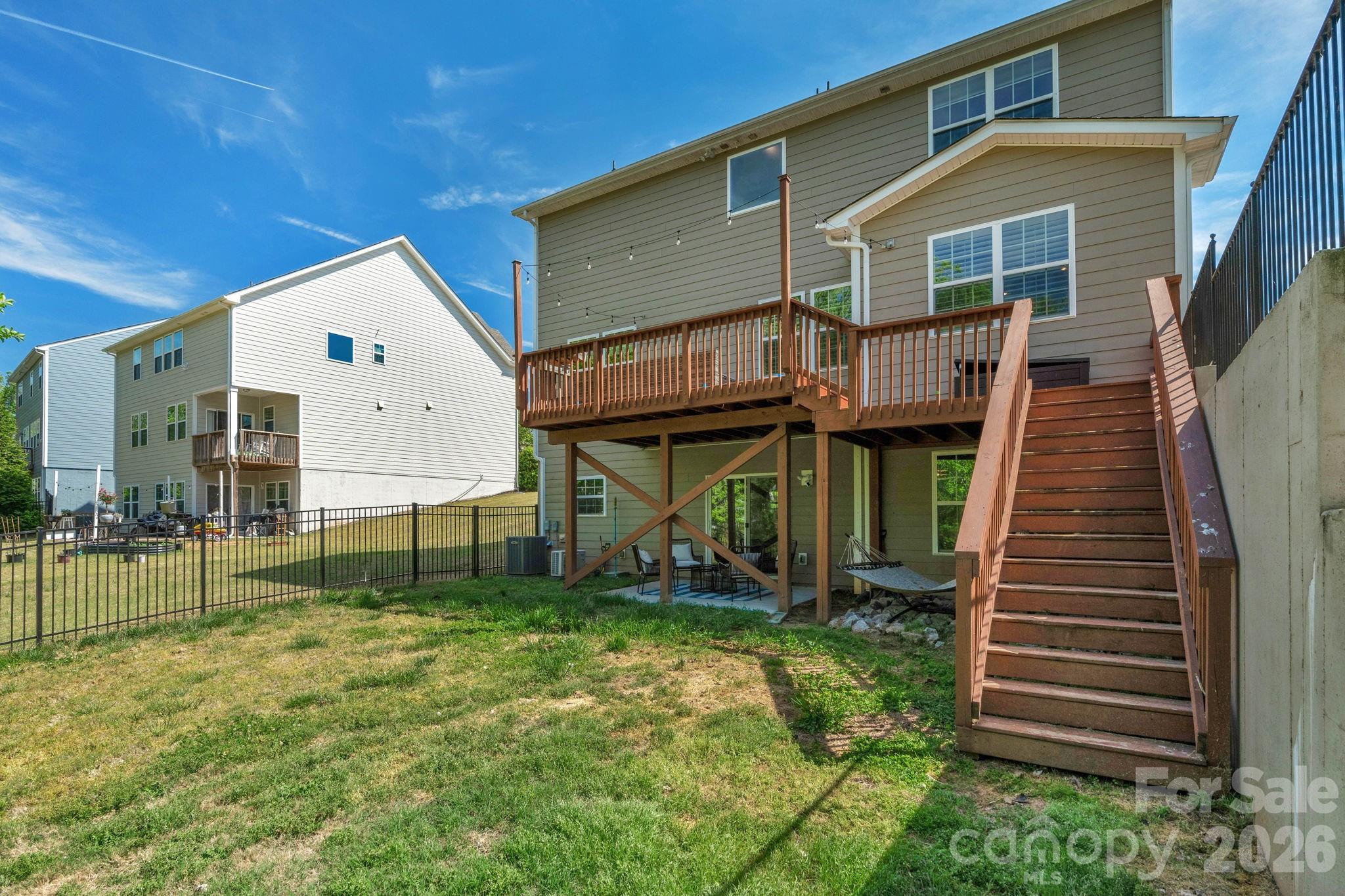5000 Lily Pond Circle Property Photo 37