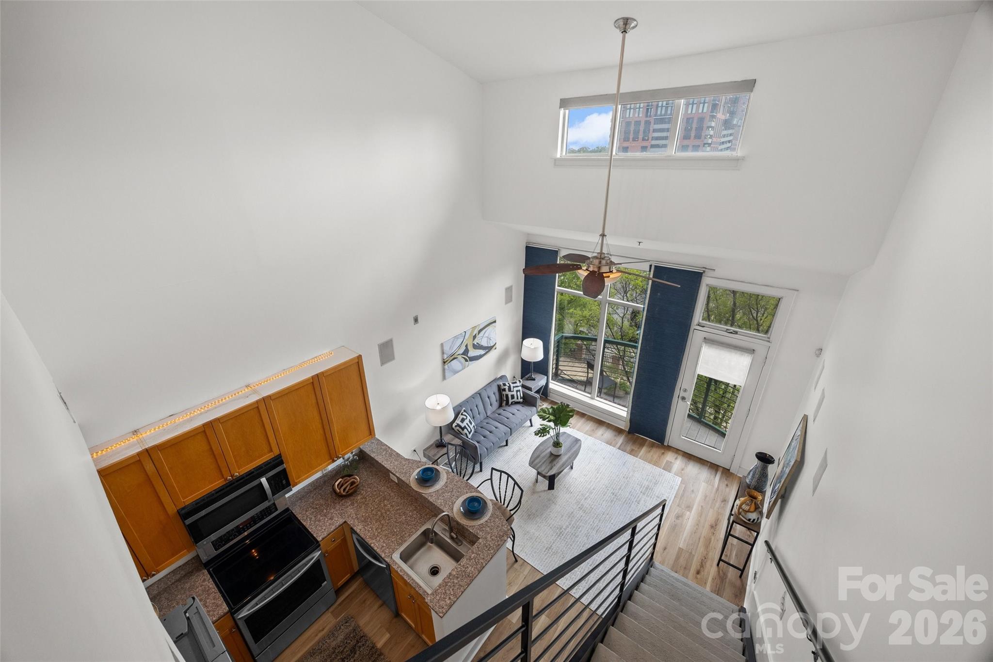 115 E Park Avenue 423 Property Photo 15