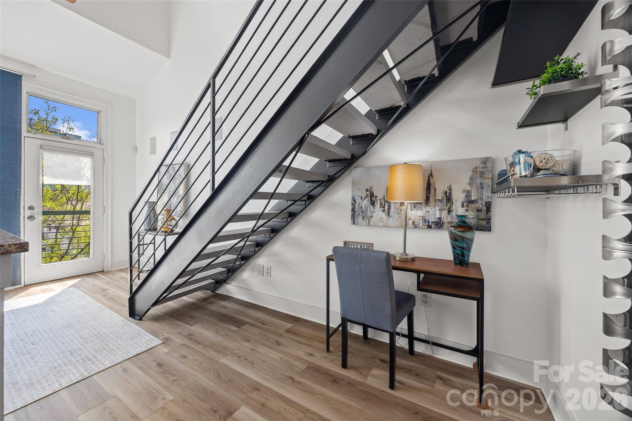 115 E Park Avenue 423 Property Photo 19