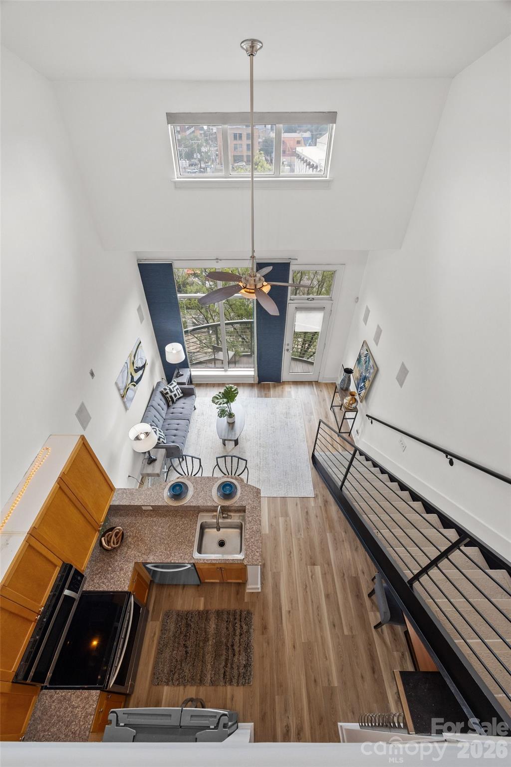 115 E Park Avenue 423 Property Photo 25