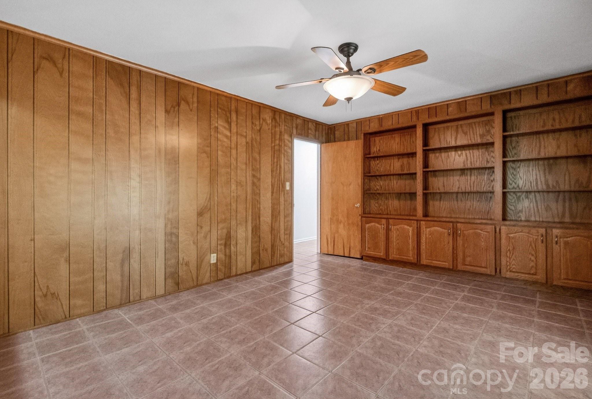 710 Twin Oaks Road Property Photo 17