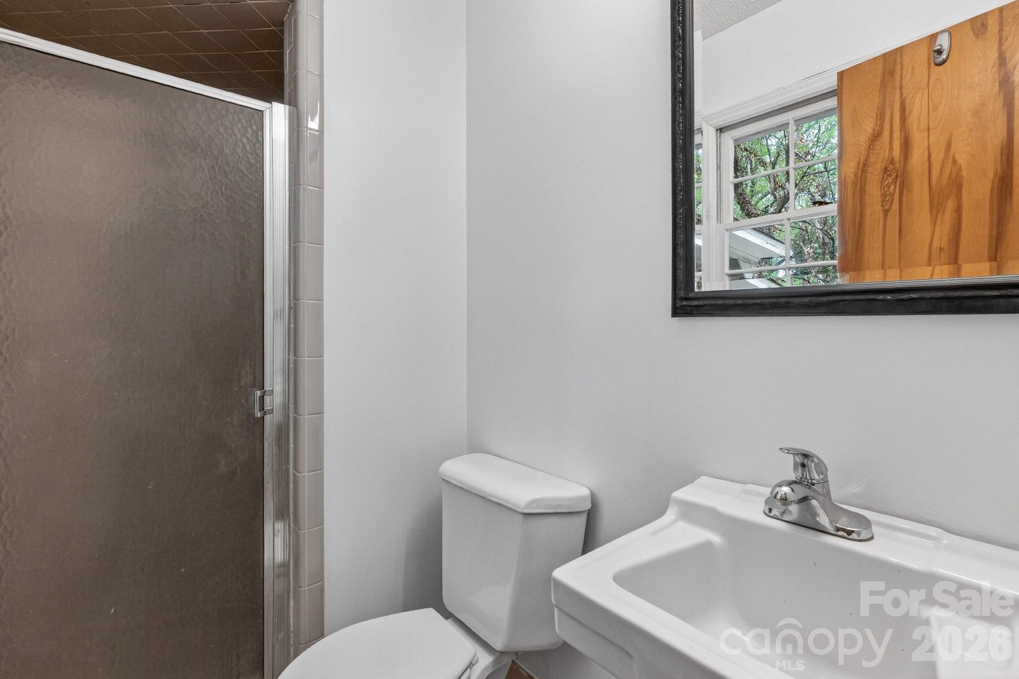 710 Twin Oaks Road Property Photo 21