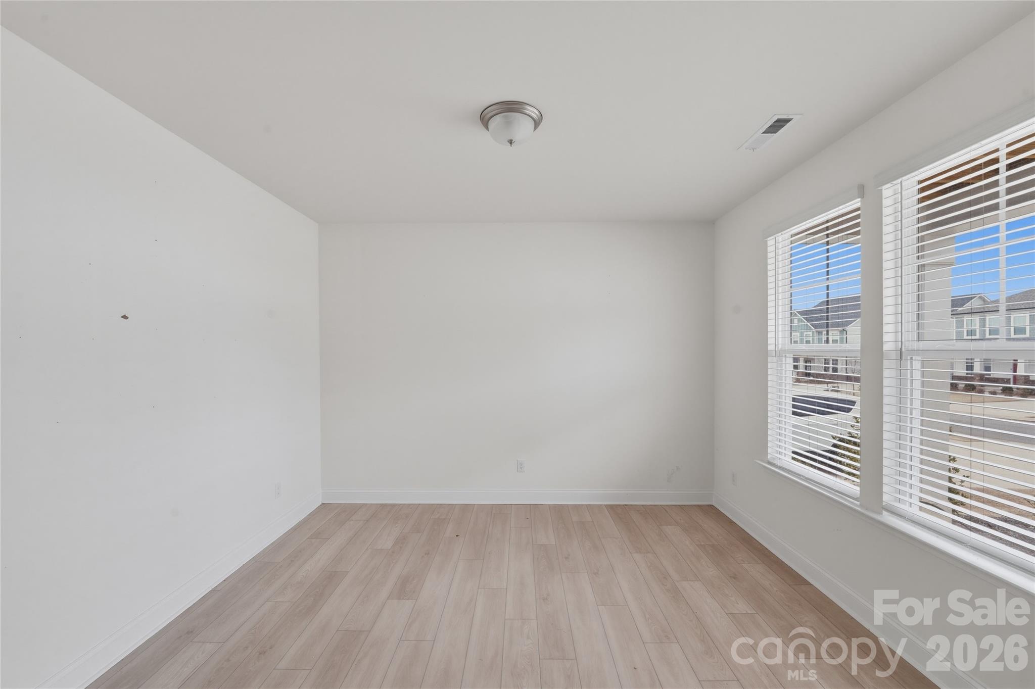 284 Supernova Drive Property Photo 12