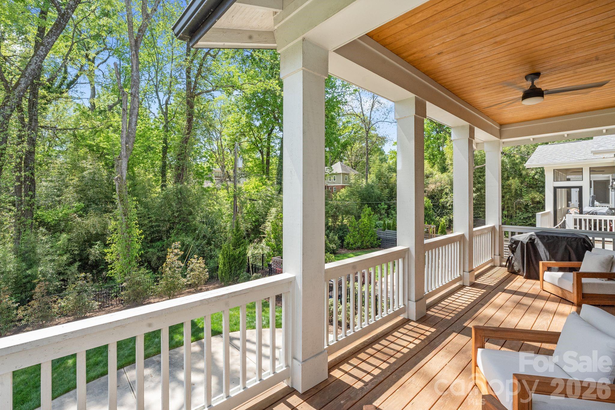 2652 Chesterfield Avenue Property Photo 17