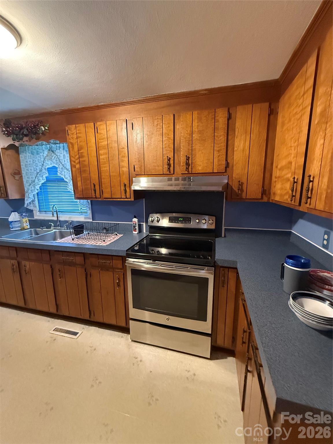 535 Plato Lee Road Property Photo 7