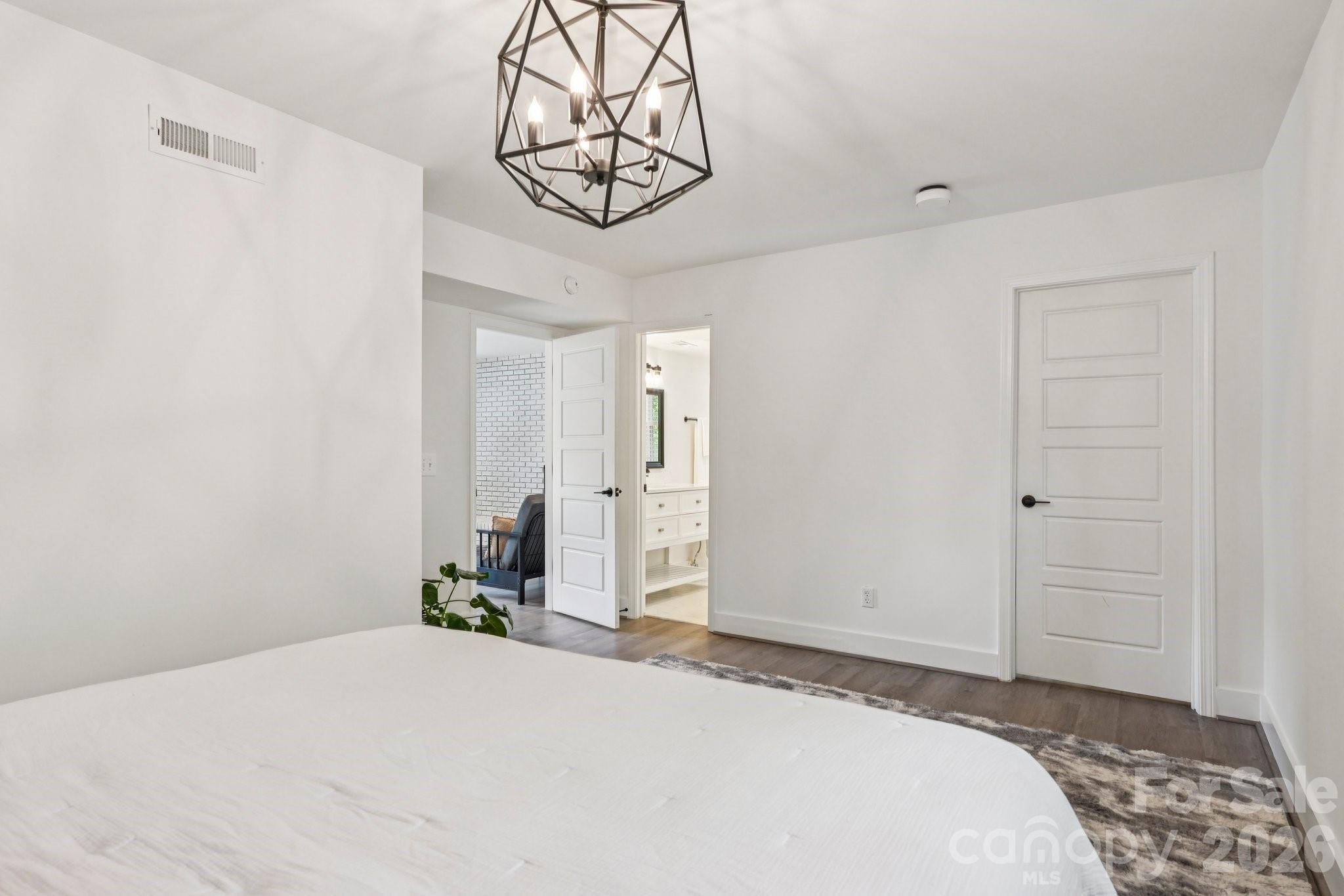 5300 Cheval Place Property Photo 23