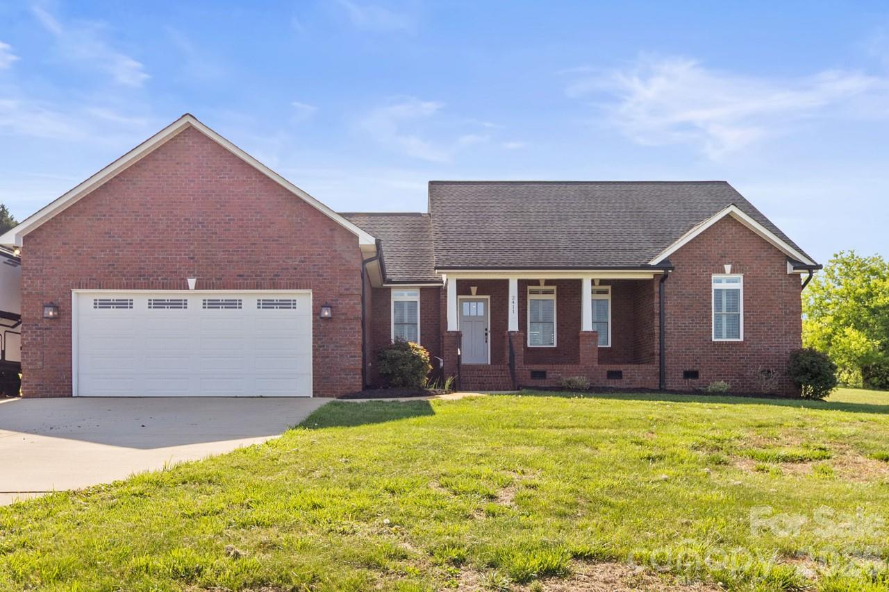 2411 Carriage Lane Property Photo 1