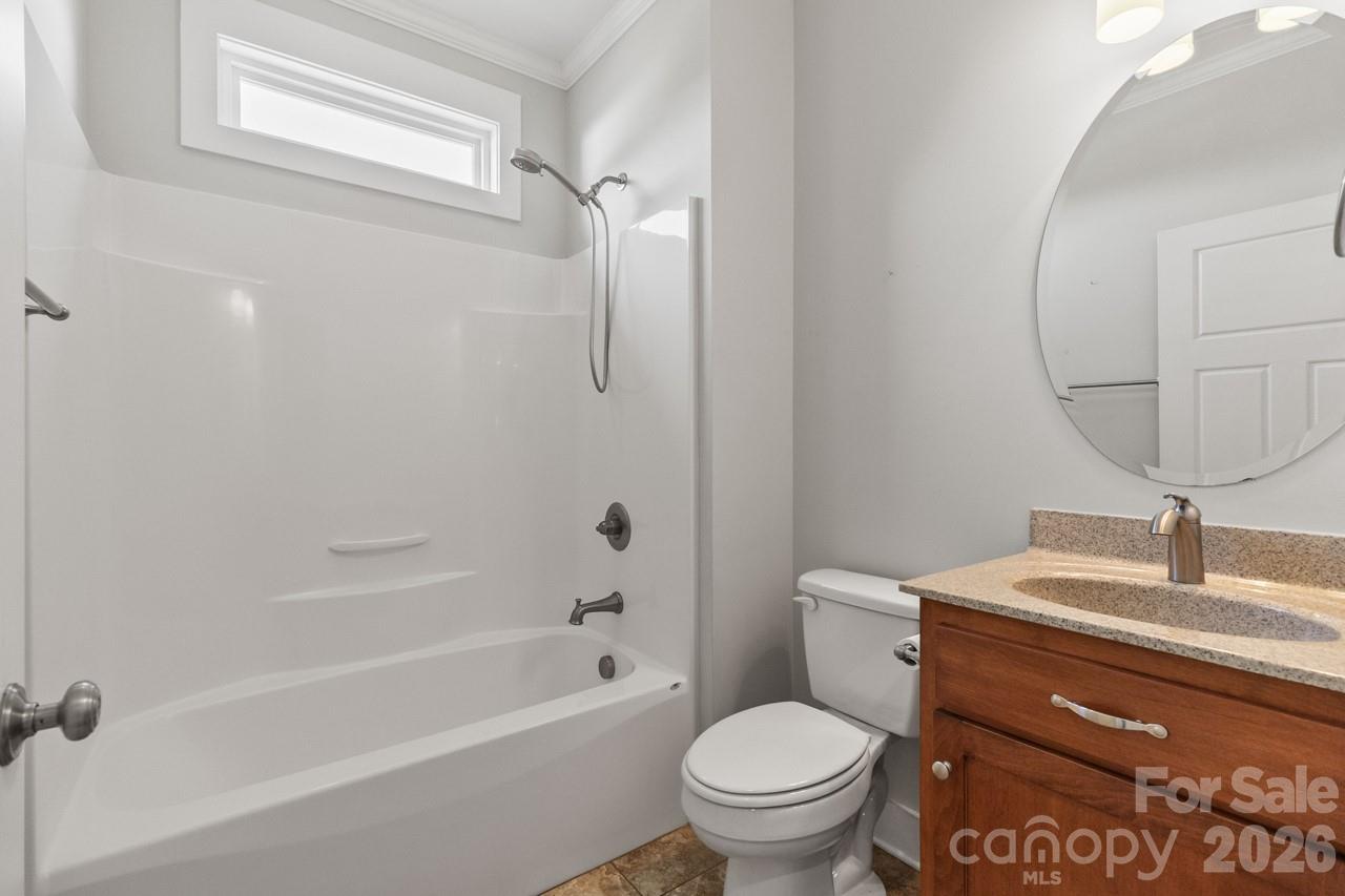 2411 Carriage Lane Property Photo 25