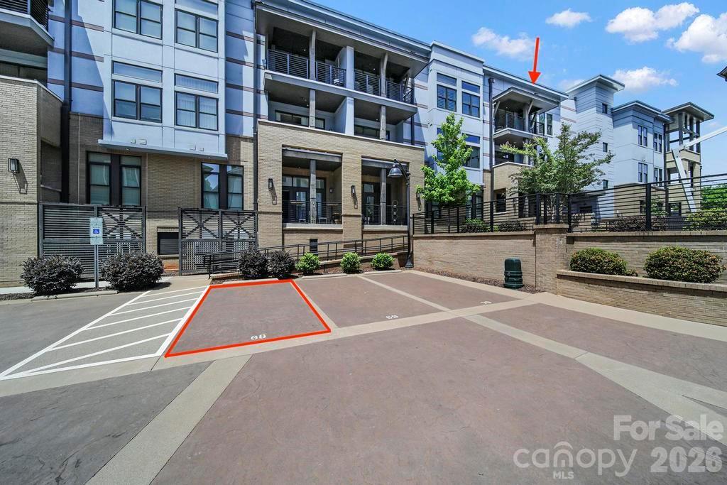 2401 Euclid Avenue 301 Property Photo 29