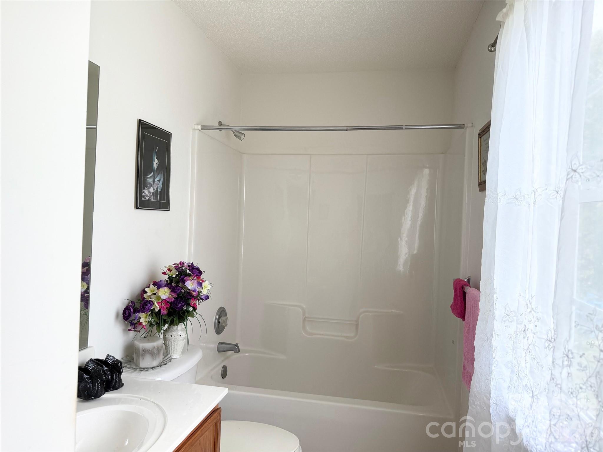4046 W Fairmeadow Drive Property Photo 10