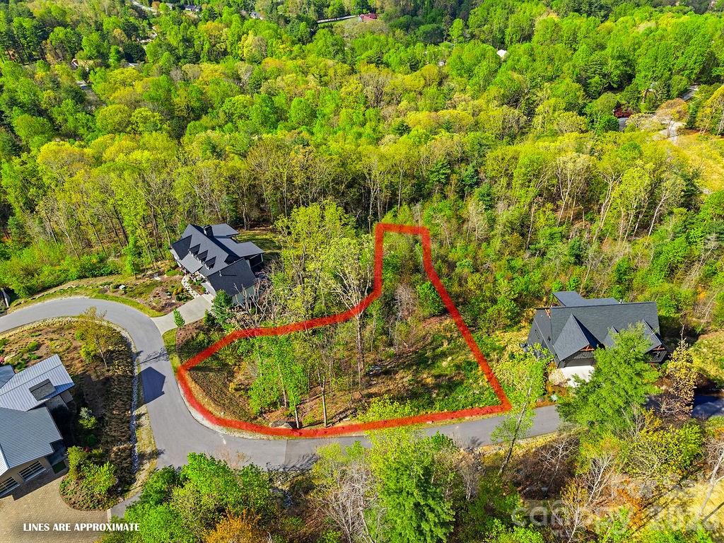 325 Curtain Bluff W9 Property Photo 10