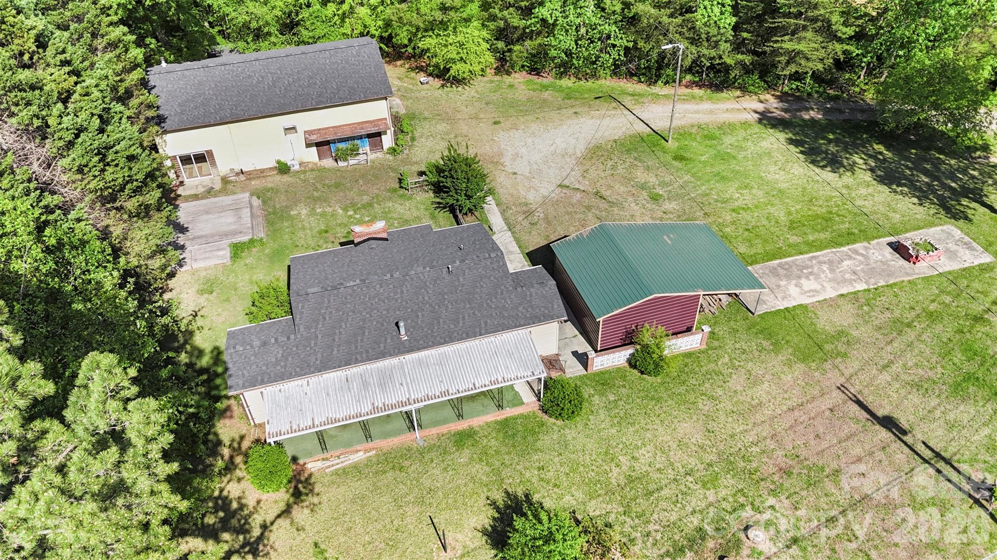5208 Hickory Grove Road Property Photo 1