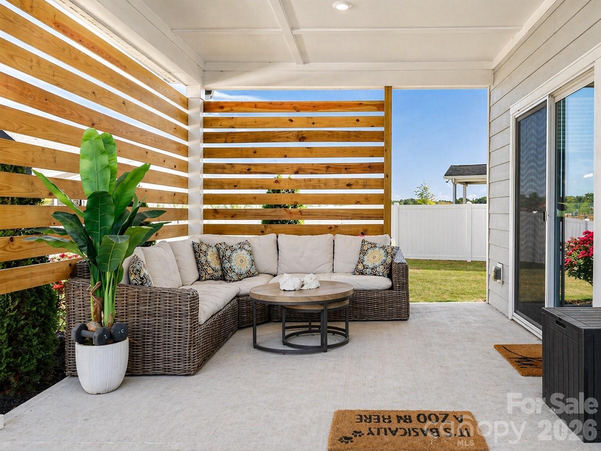 8241 Cousins Court Property Photo 4