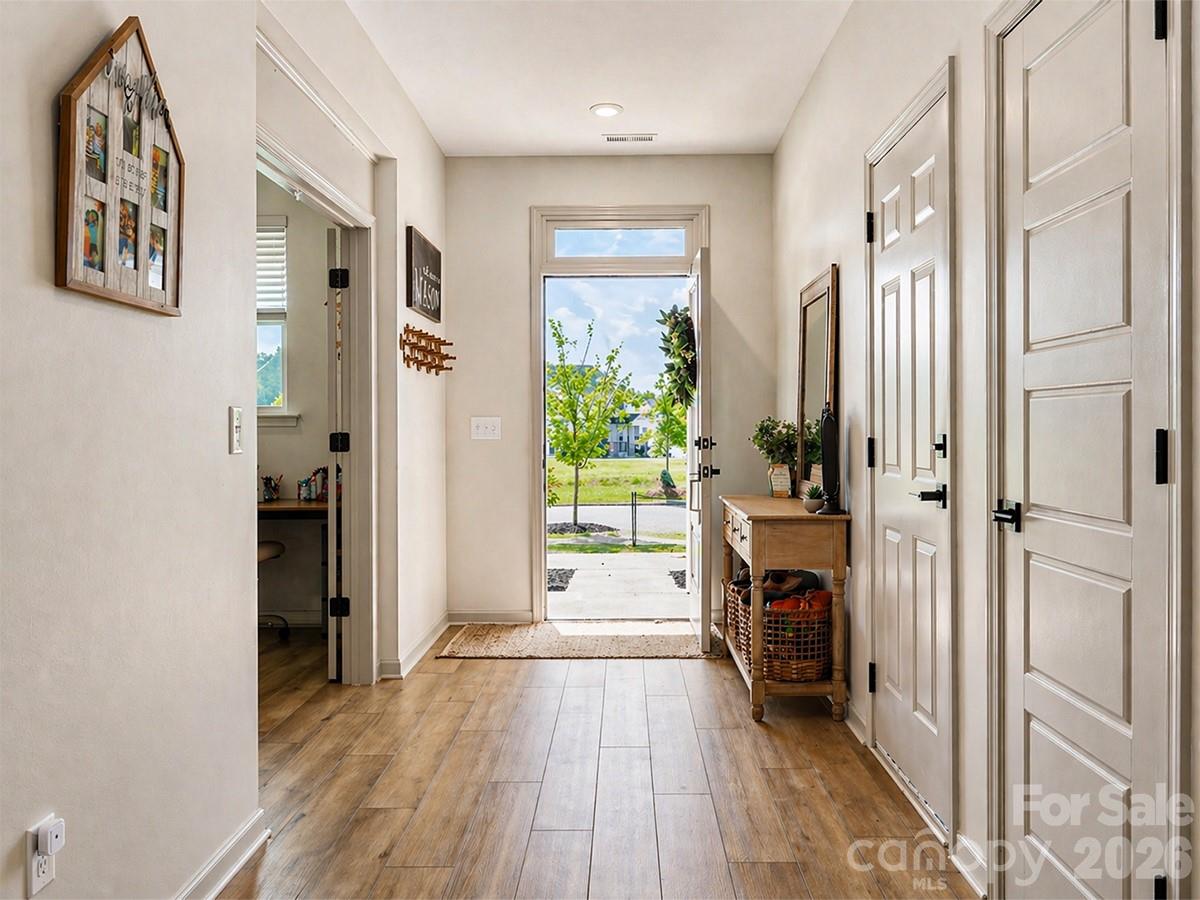 8241 Cousins Court Property Photo 5