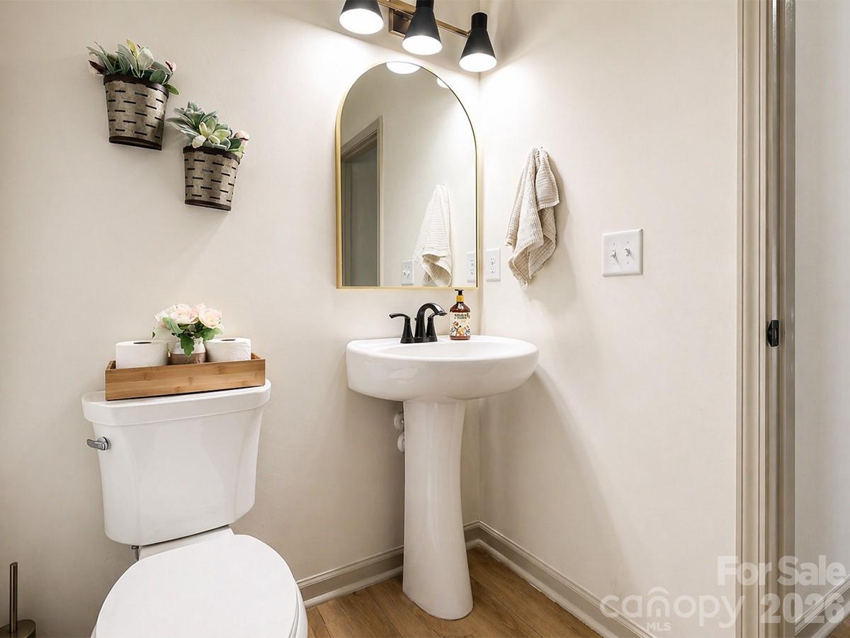 8241 Cousins Court Property Photo 19