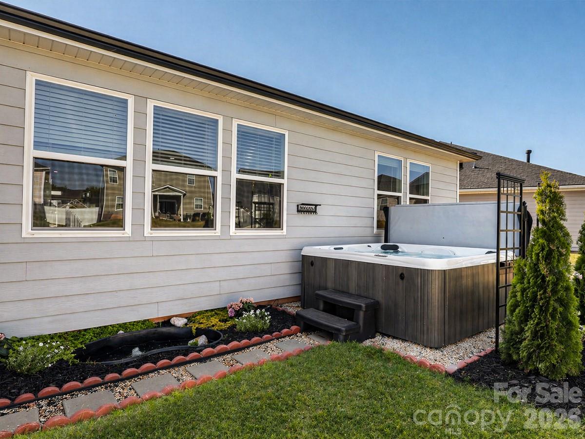 8241 Cousins Court Property Photo 43