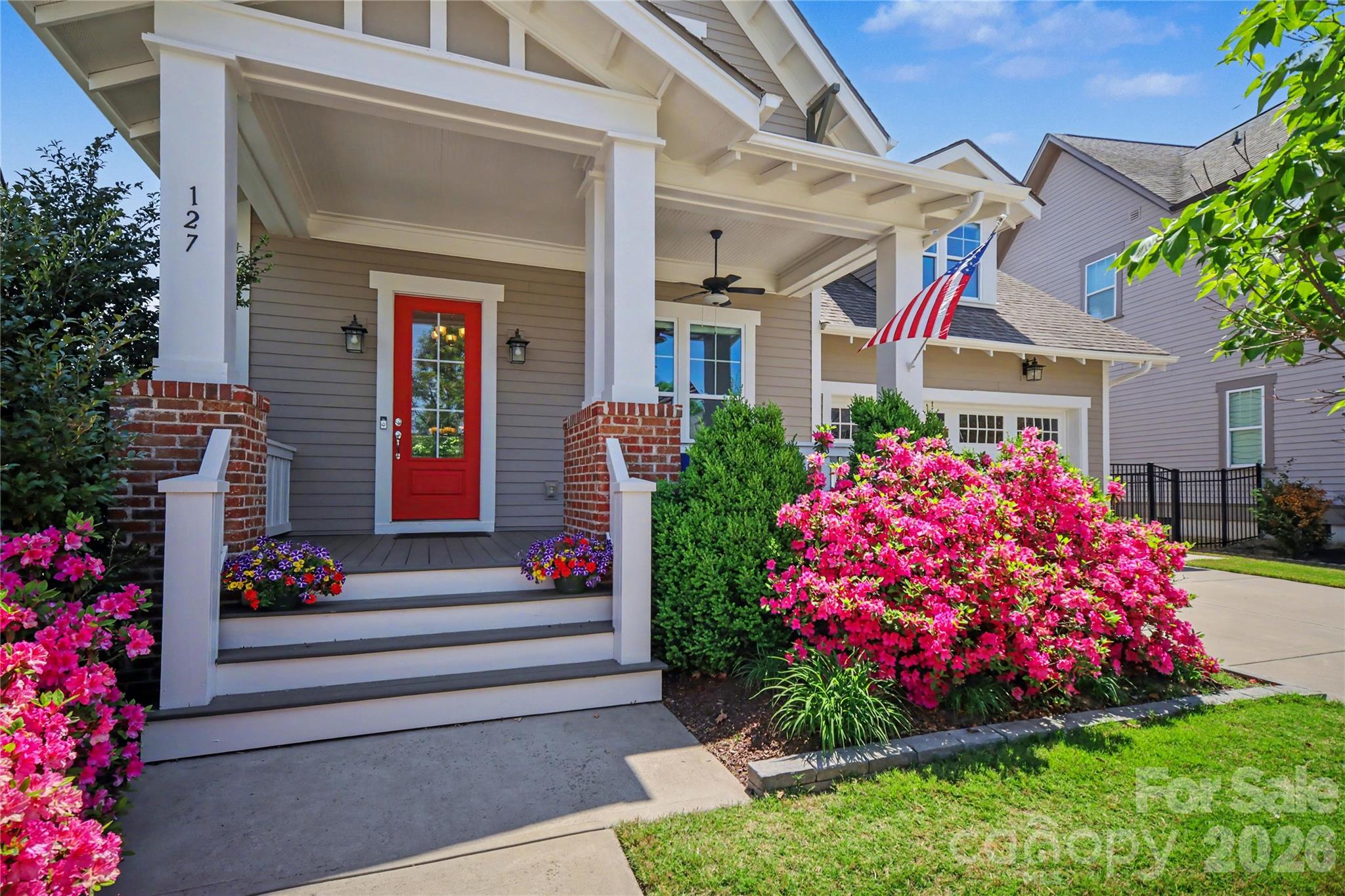 127 Inspired Way Property Photo 2