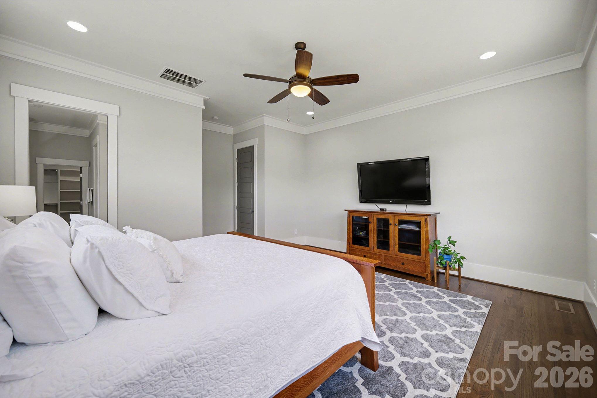 127 Inspired Way Property Photo 17