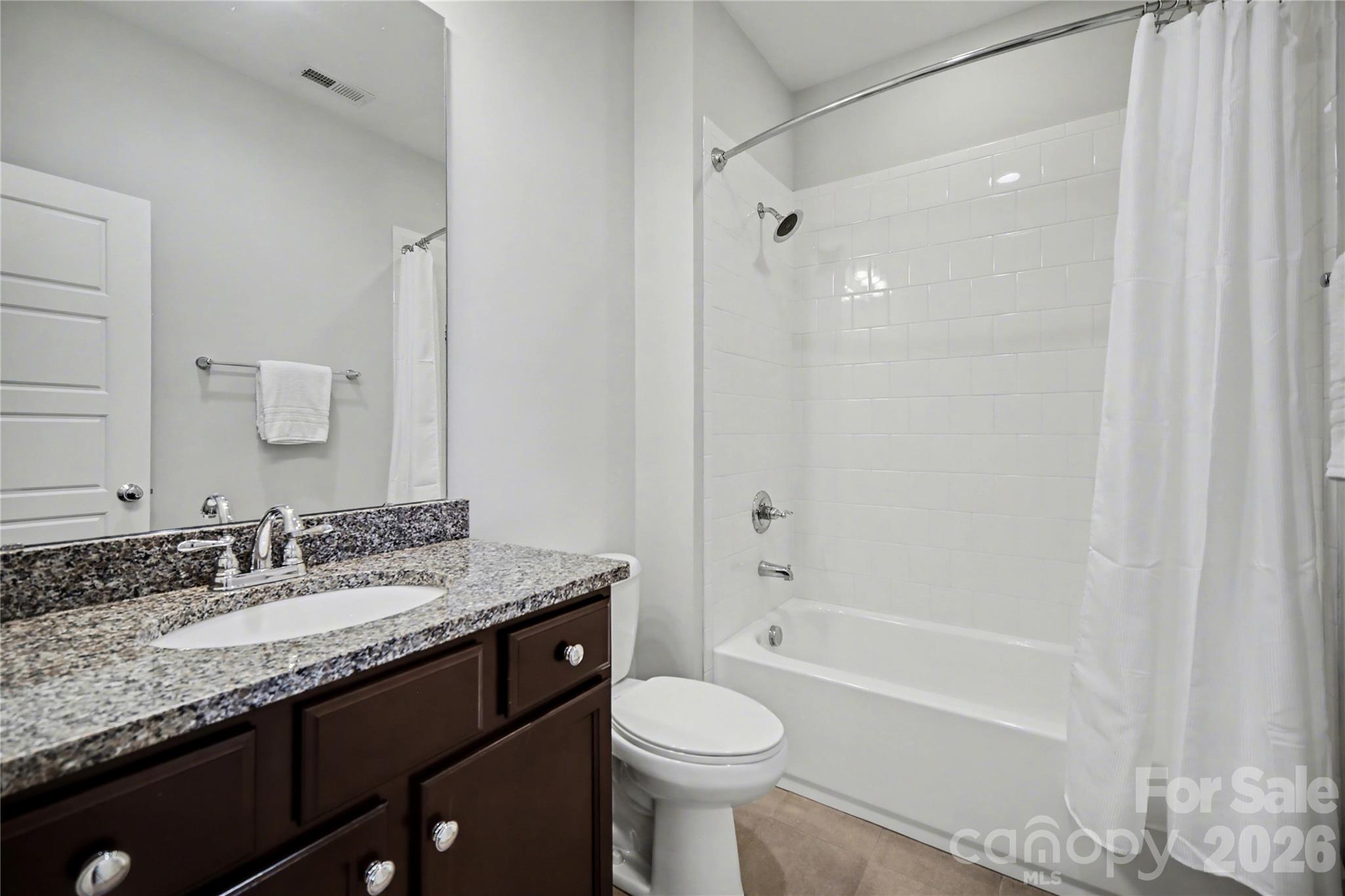 127 Inspired Way Property Photo 31