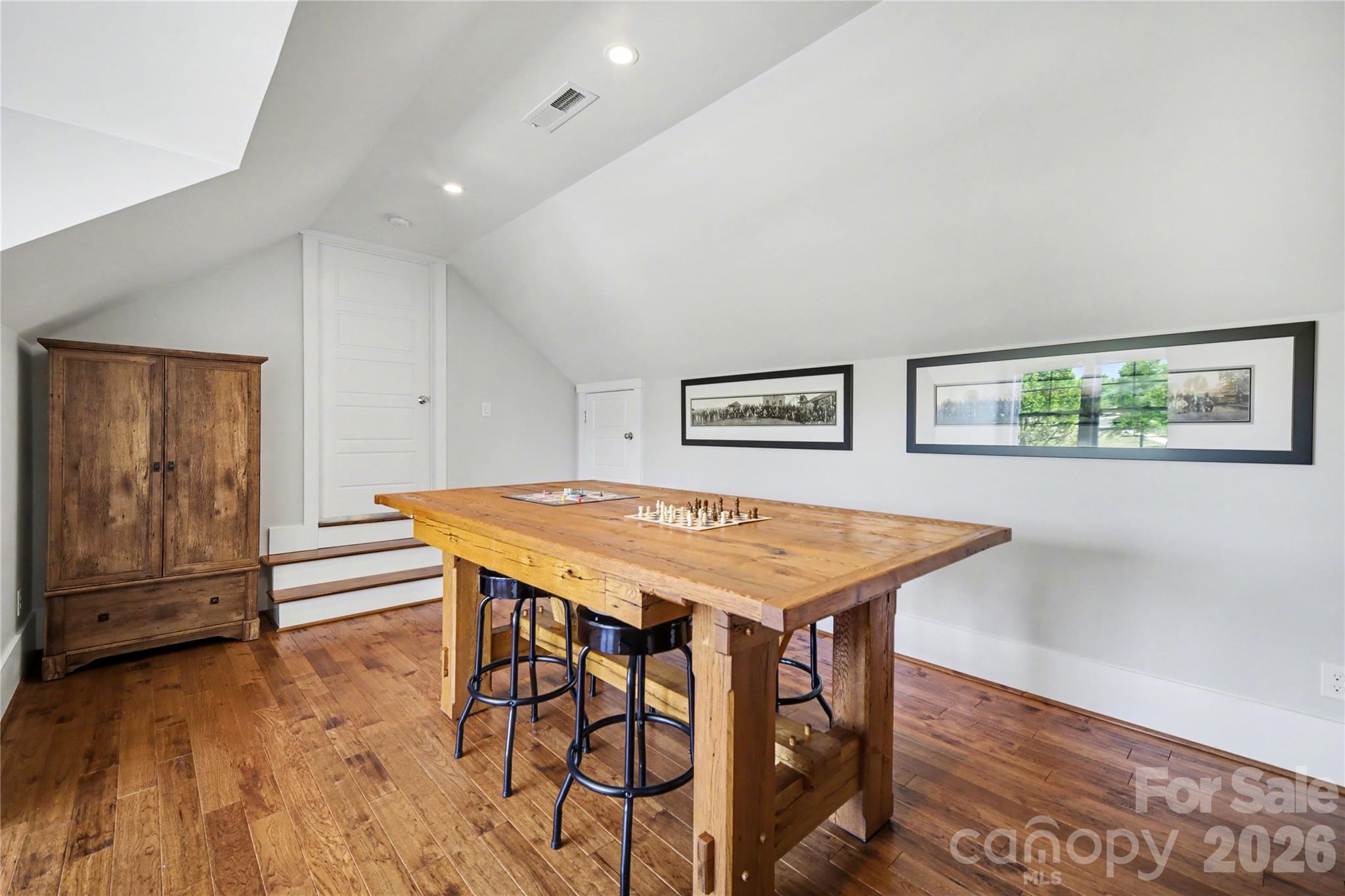 127 Inspired Way Property Photo 34