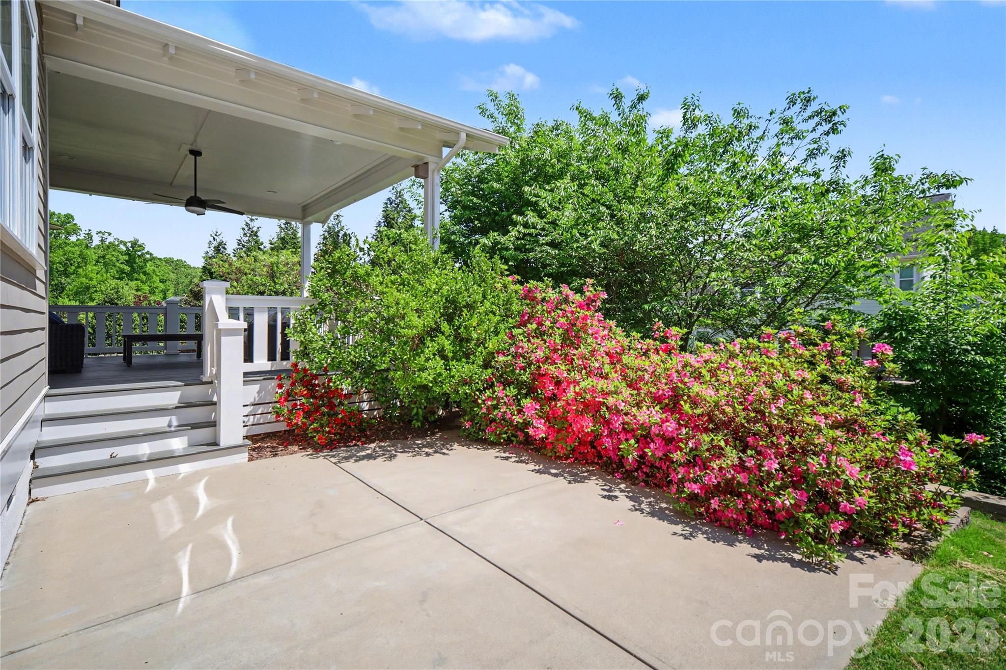 127 Inspired Way Property Photo 38