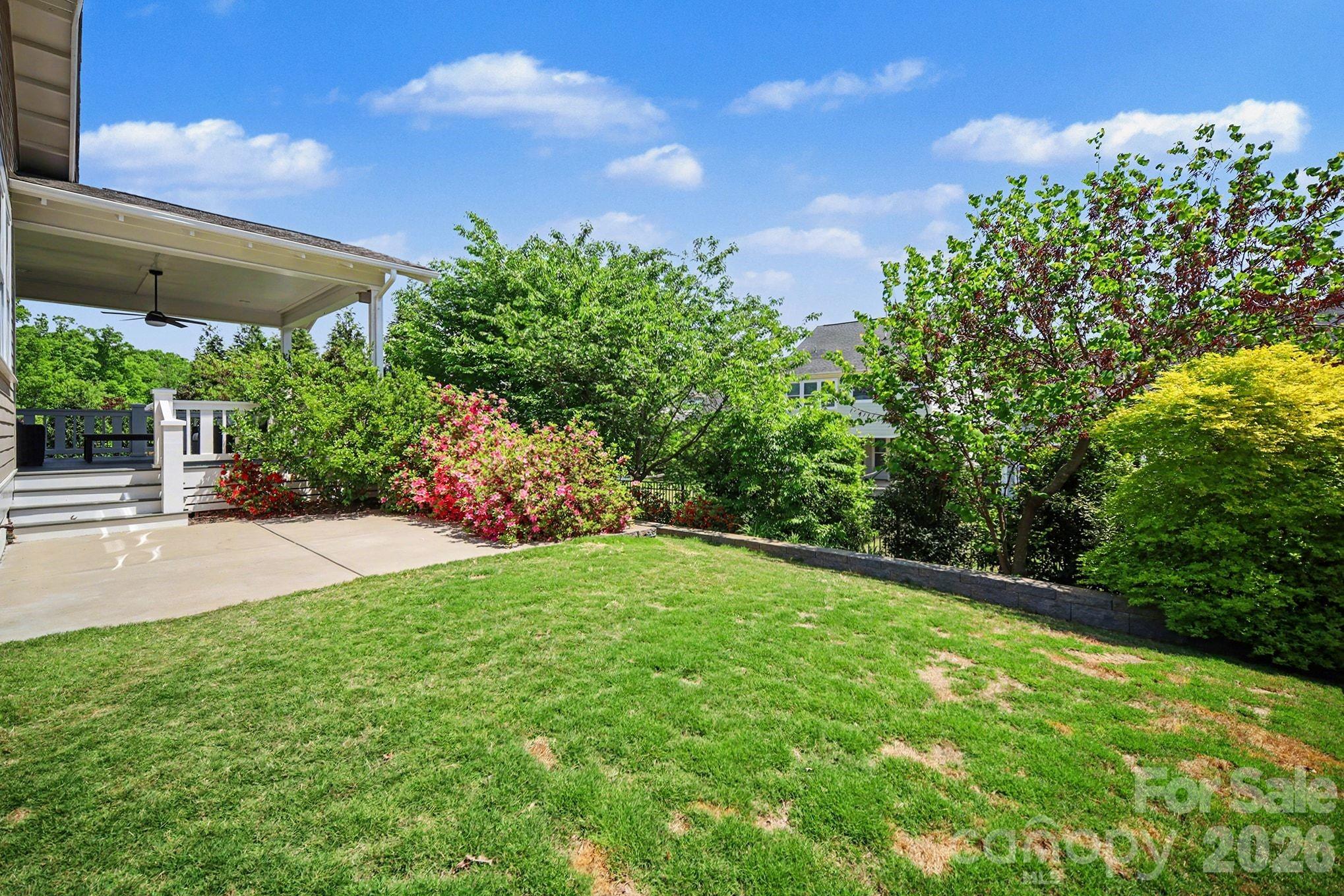127 Inspired Way Property Photo 39