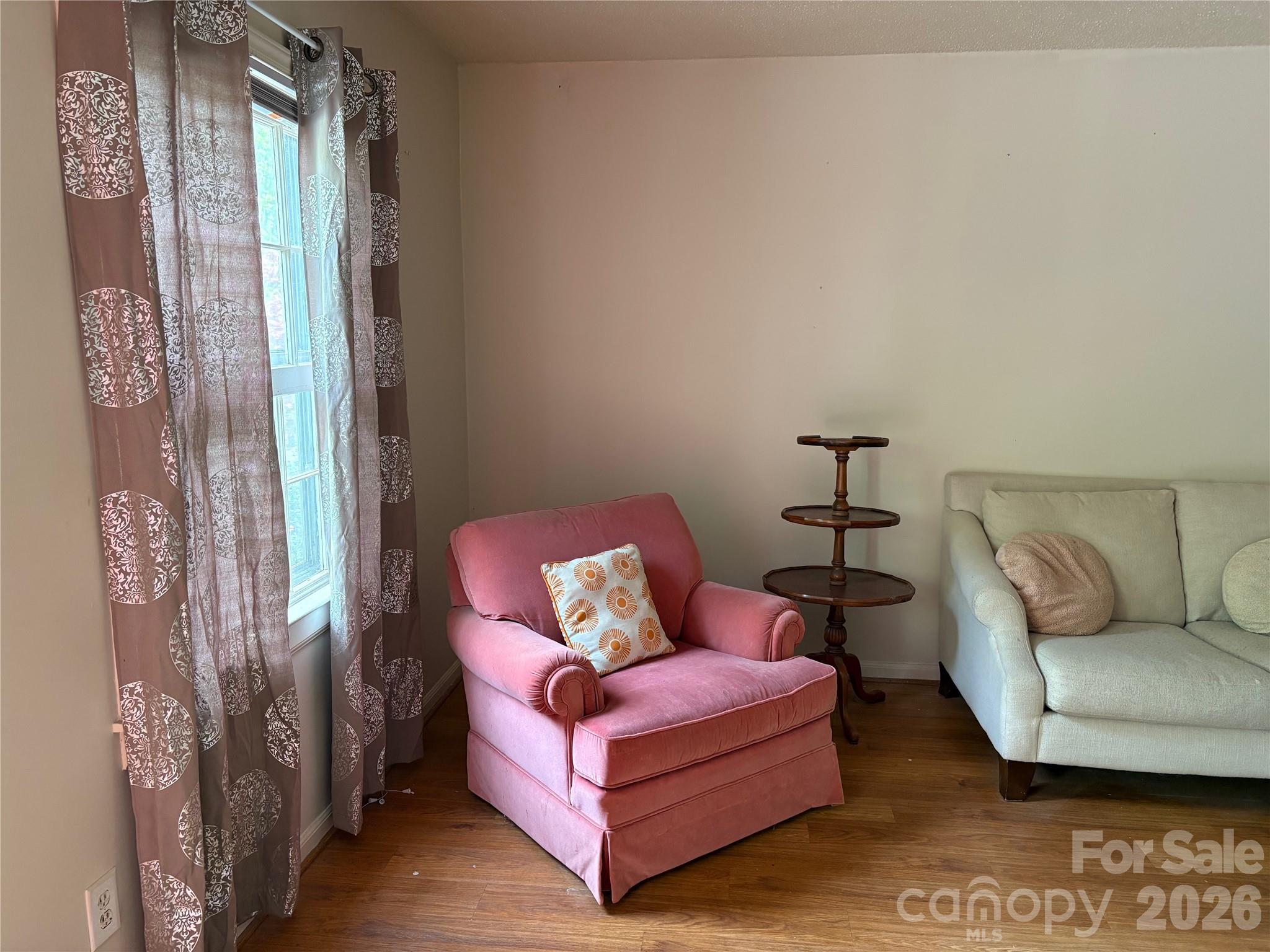 115 Eastcliff Drive #4 Property Photo 2