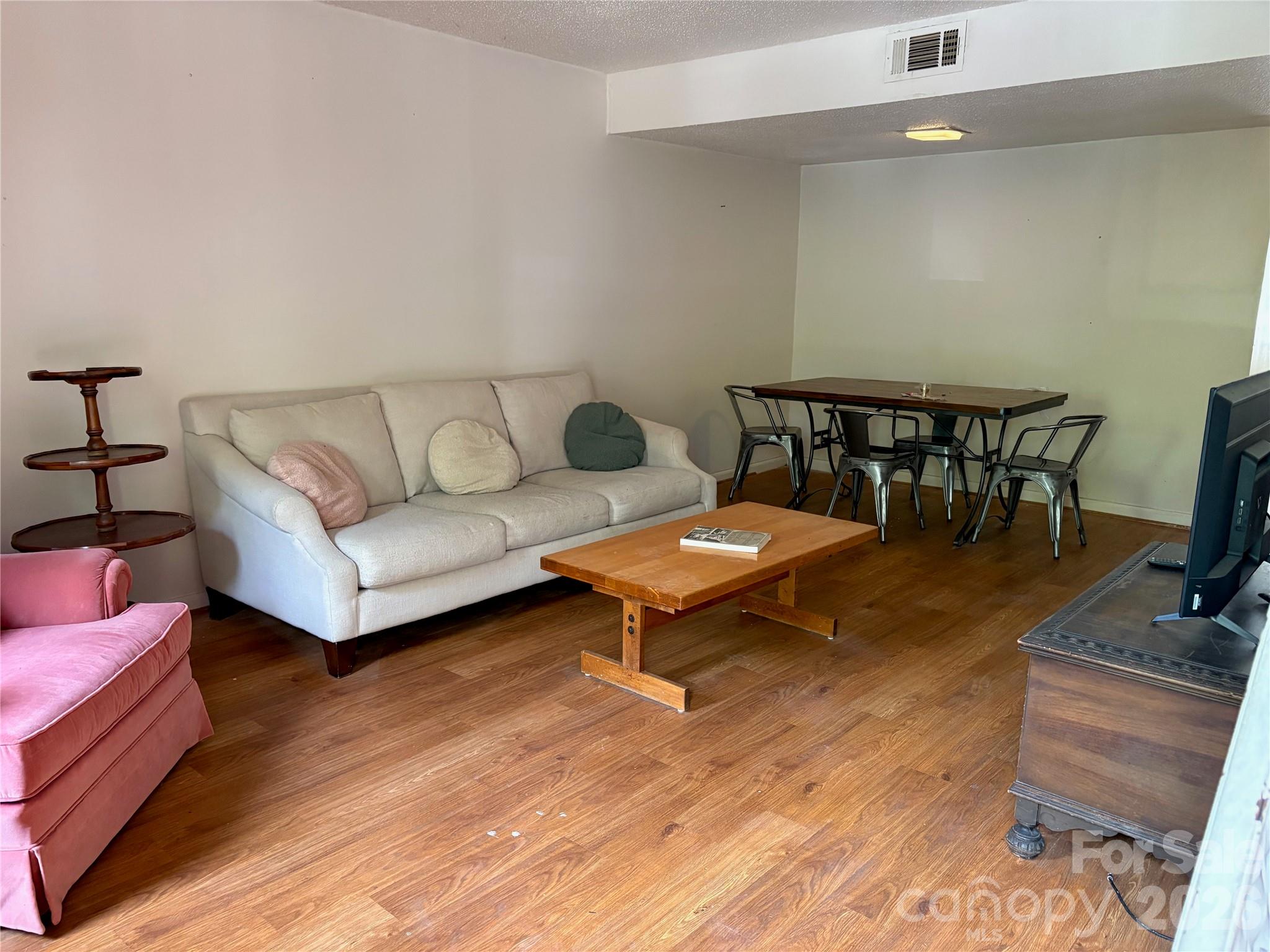 115 Eastcliff Drive #4 Property Photo 4