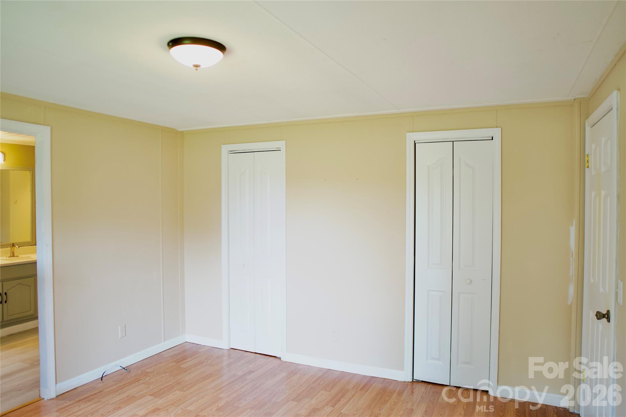 232 Summertree Drive Property Photo 20