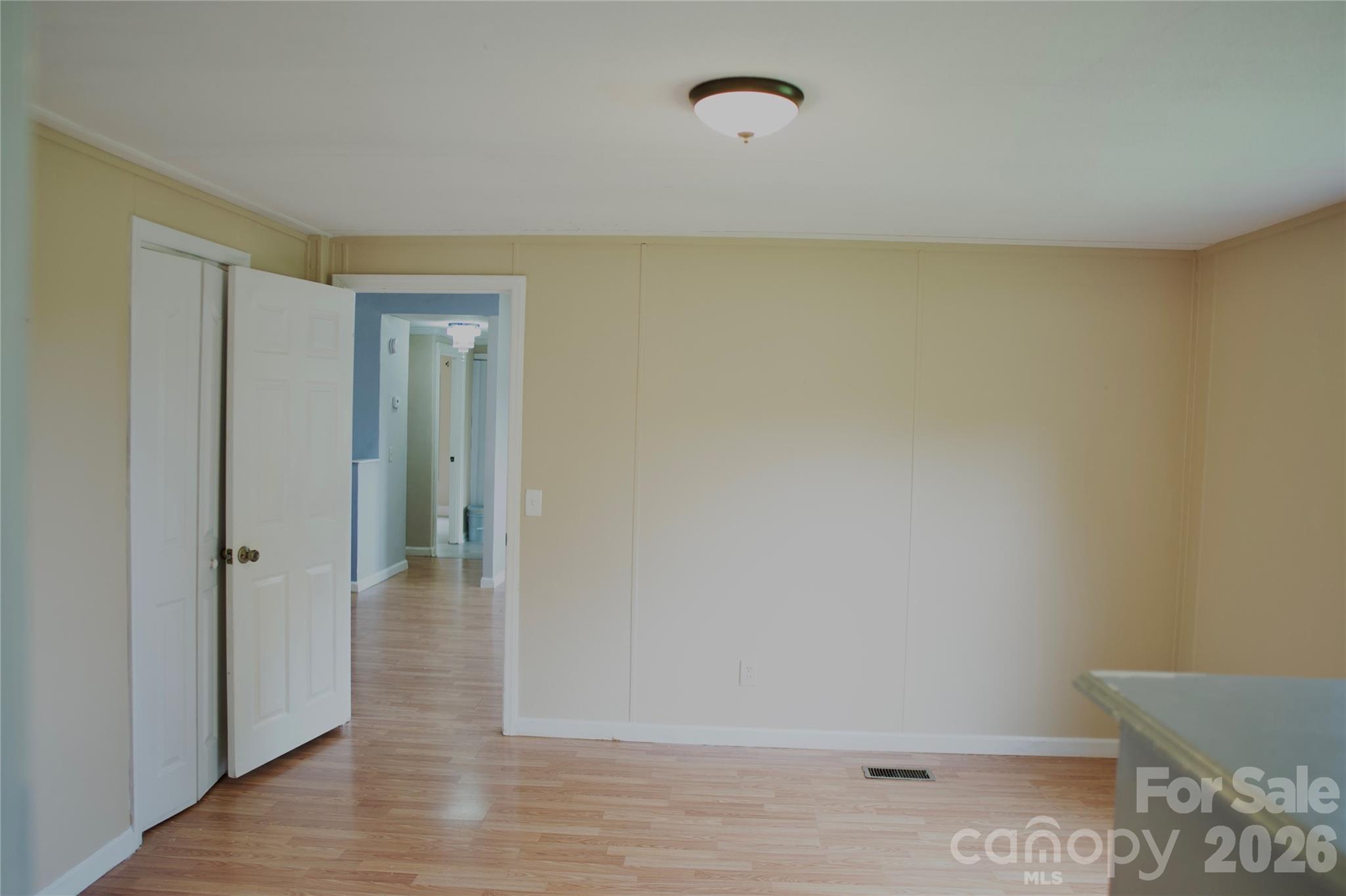232 Summertree Drive Property Photo 21