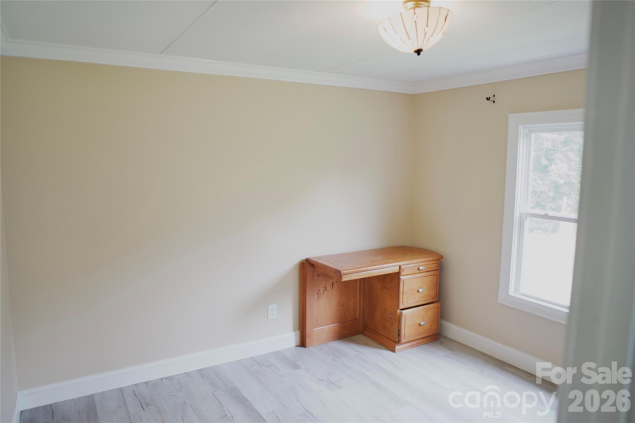 232 Summertree Drive Property Photo 28