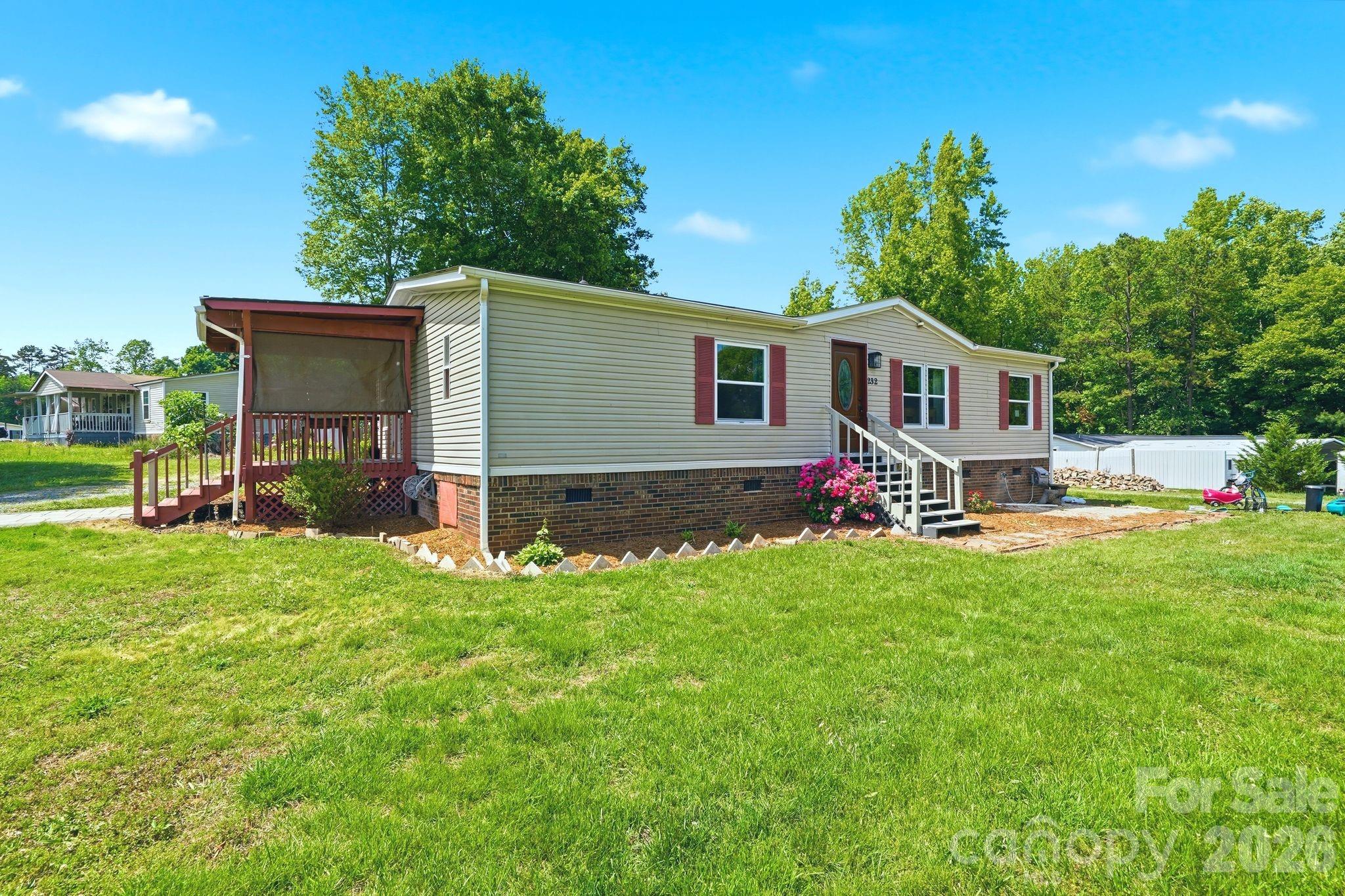 232 Summertree Drive Property Photo 30
