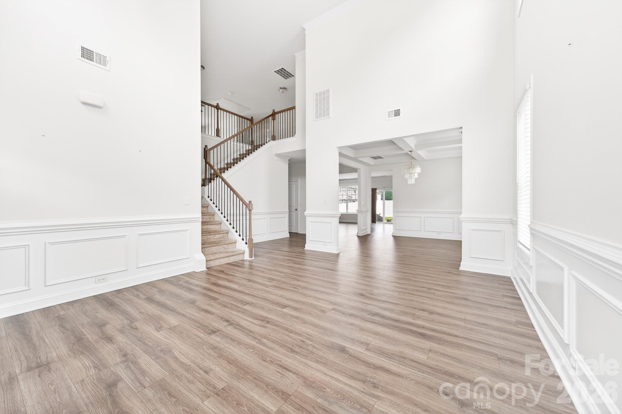 5972 Redwood Pine Road Property Photo 6