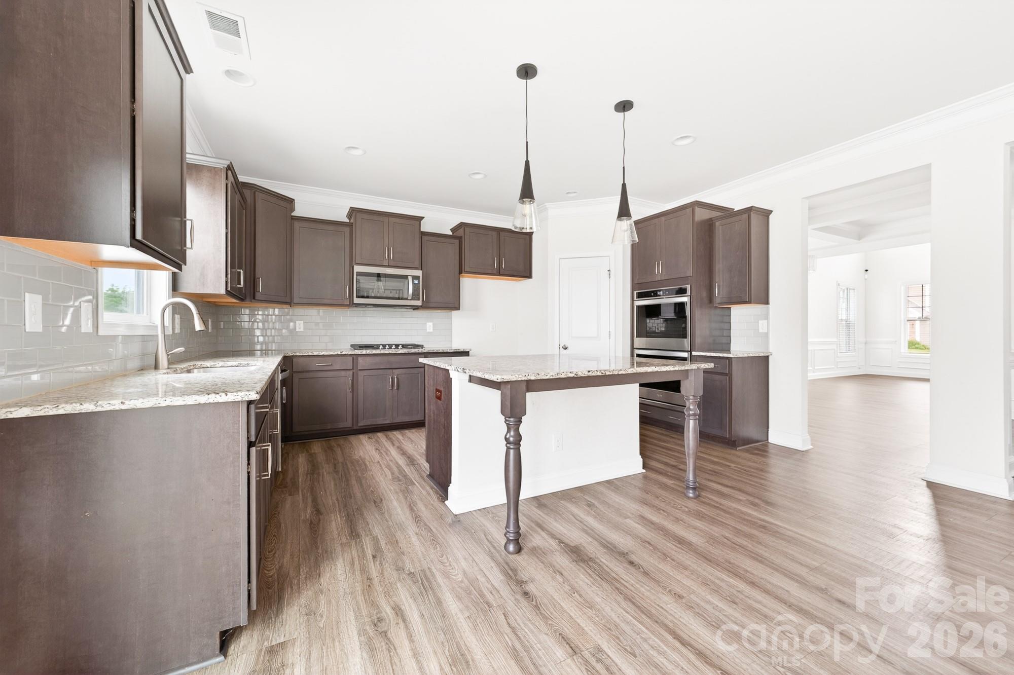 5972 Redwood Pine Road Property Photo 11