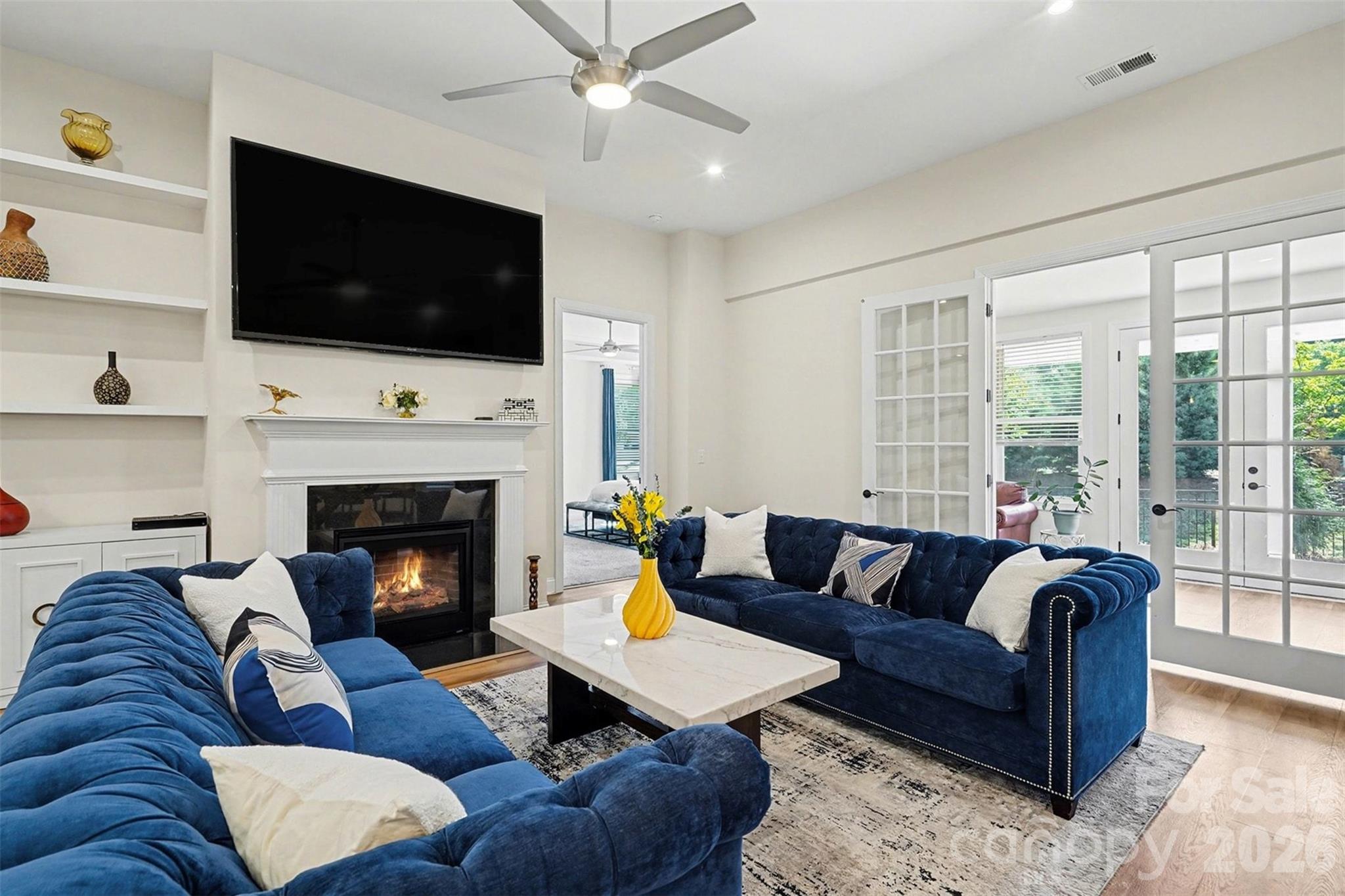 10420 Superb Lane Property Photo 13