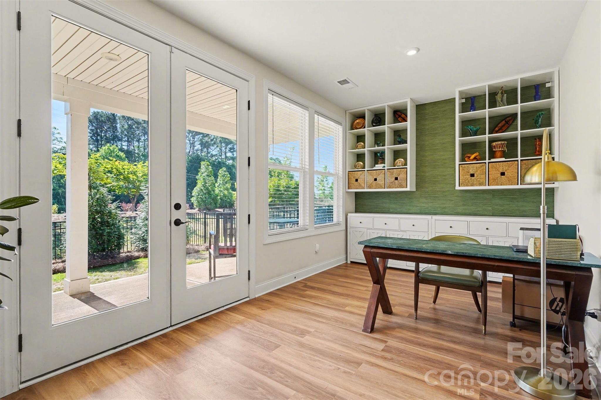 10420 Superb Lane Property Photo 21