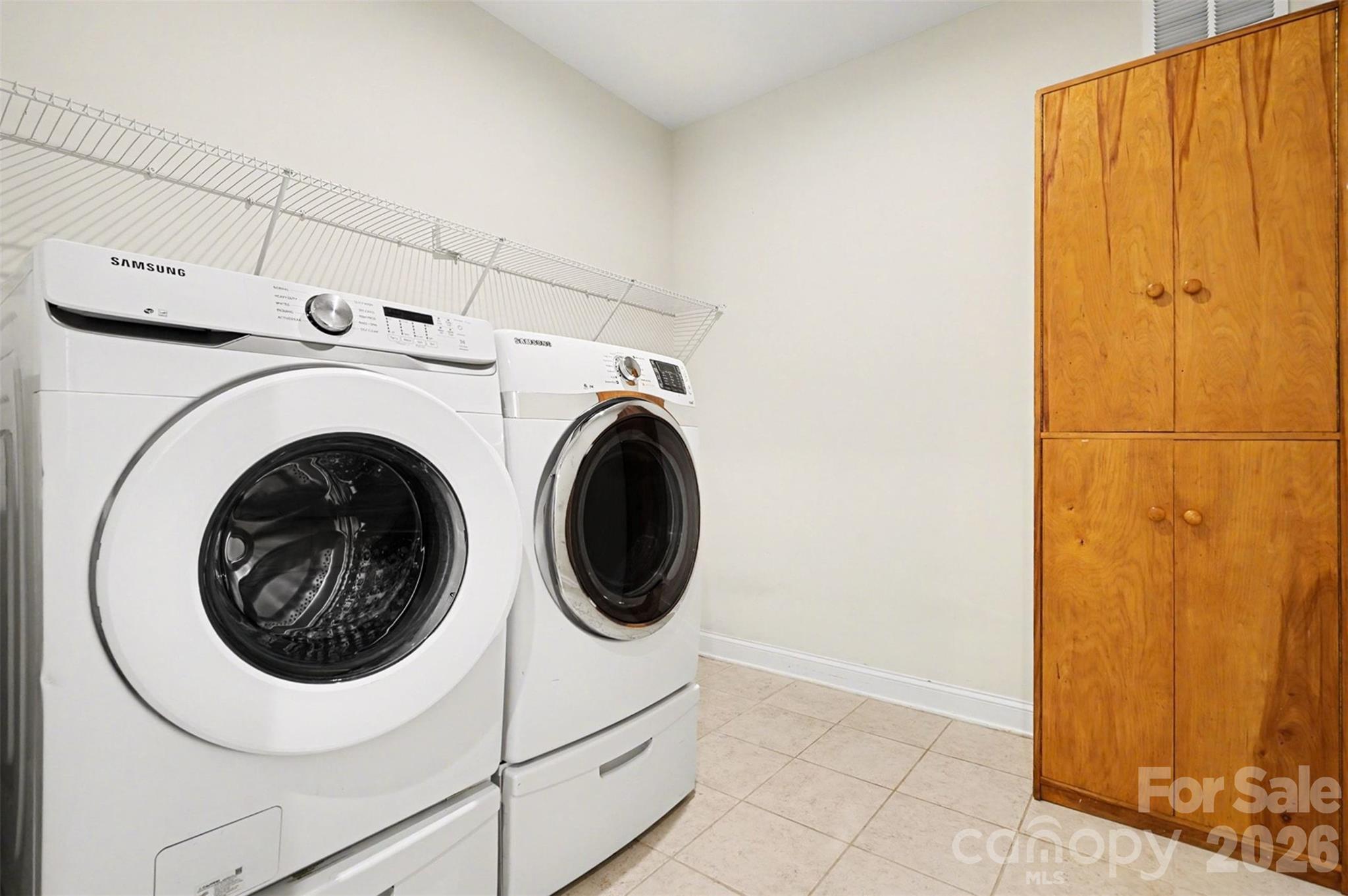 10420 Superb Lane Property Photo 24