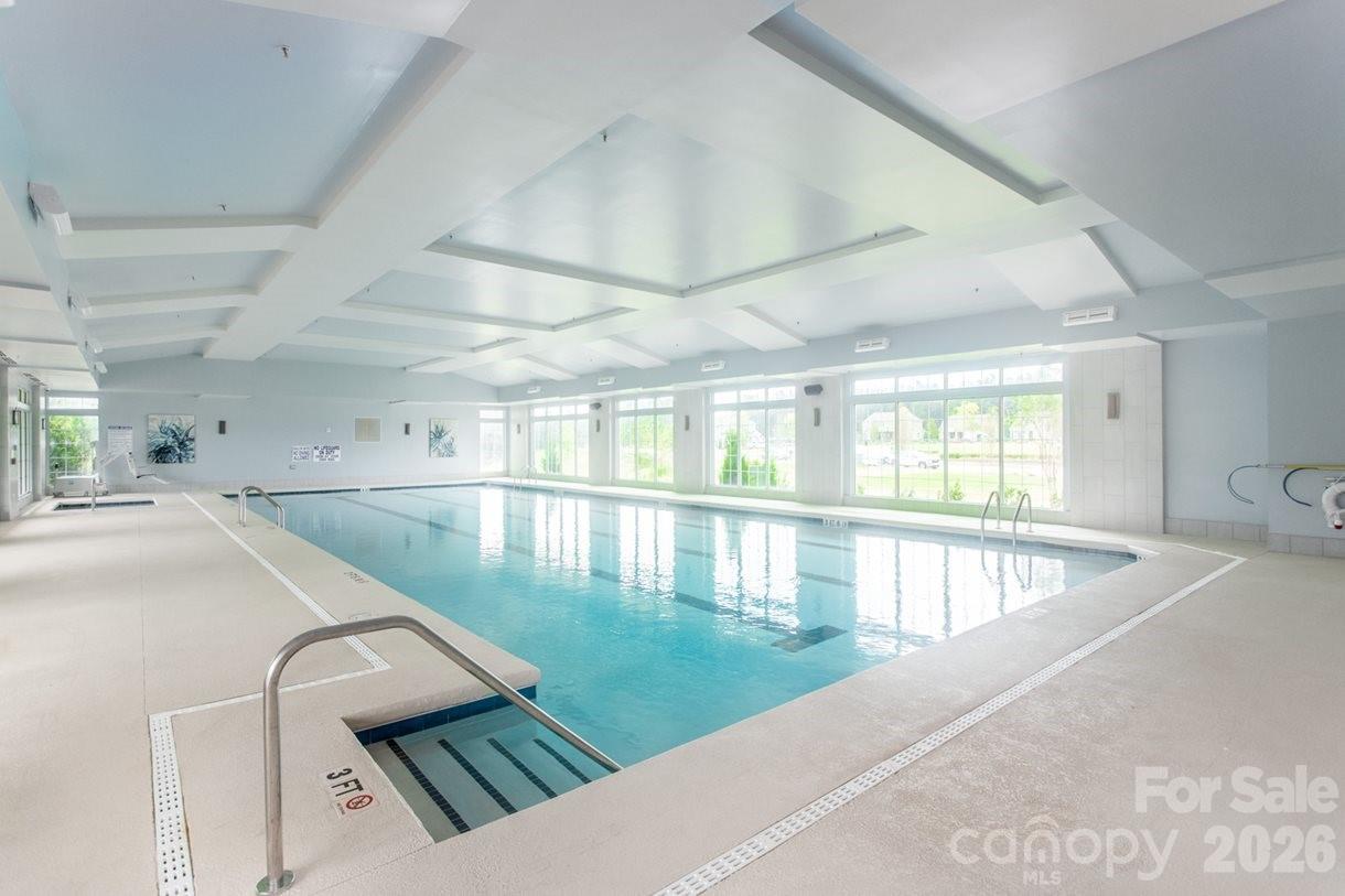 10420 Superb Lane Property Photo 42