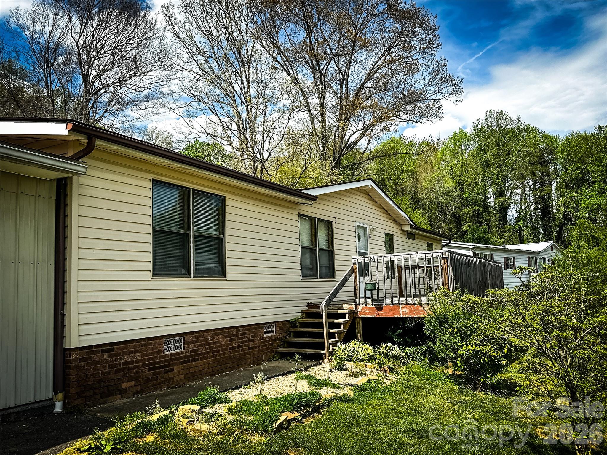 6 Lake Eden Circle Property Photo 1