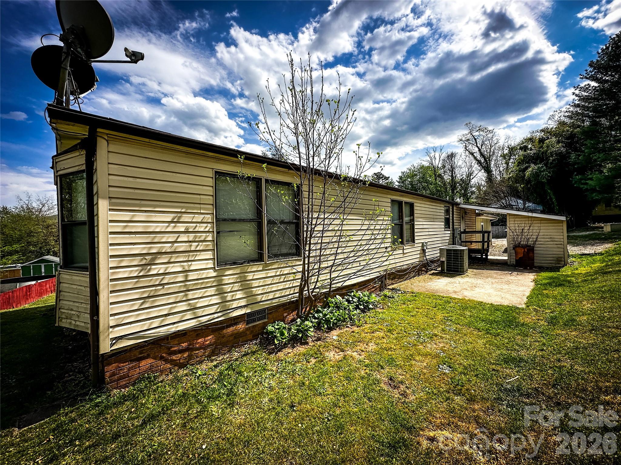 6 Lake Eden Circle Property Photo 5