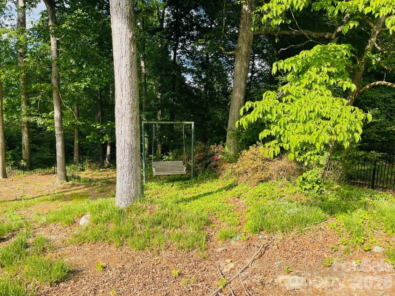 348 Random Drive Property Photo 33