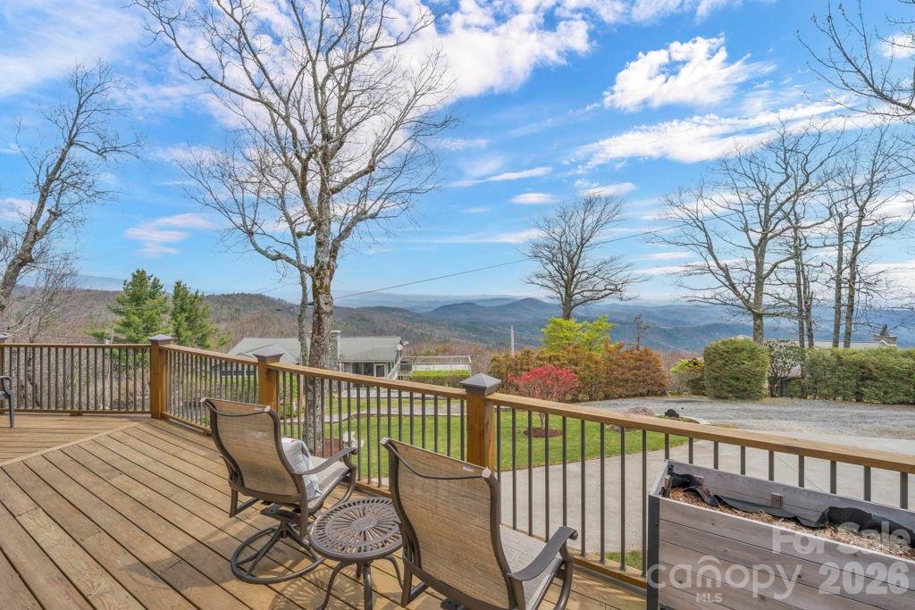 7054 Grandview Circle Property Photo 6