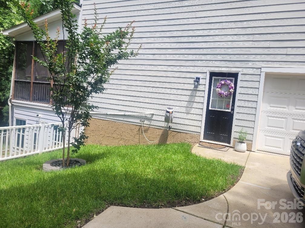 1261 Brough Hall Drive Property Photo 45