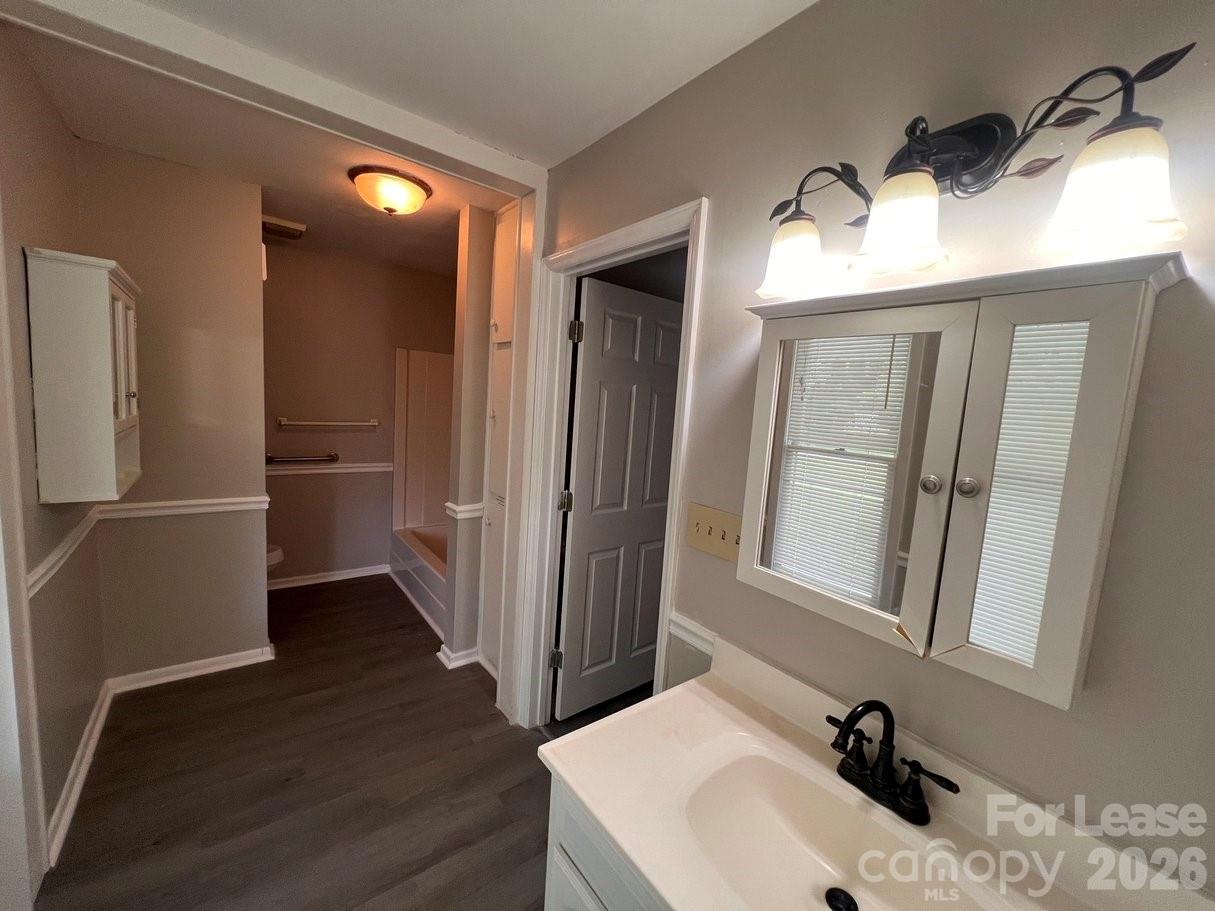 144 Mountain View Road Property Photo 8