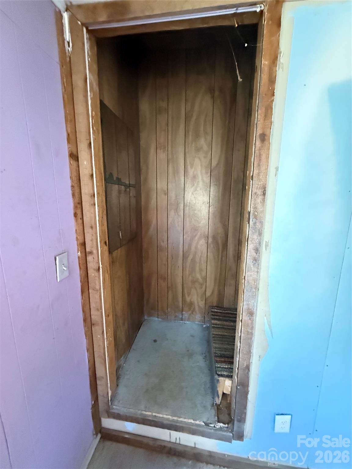 100 Hickory Street Property Photo 15