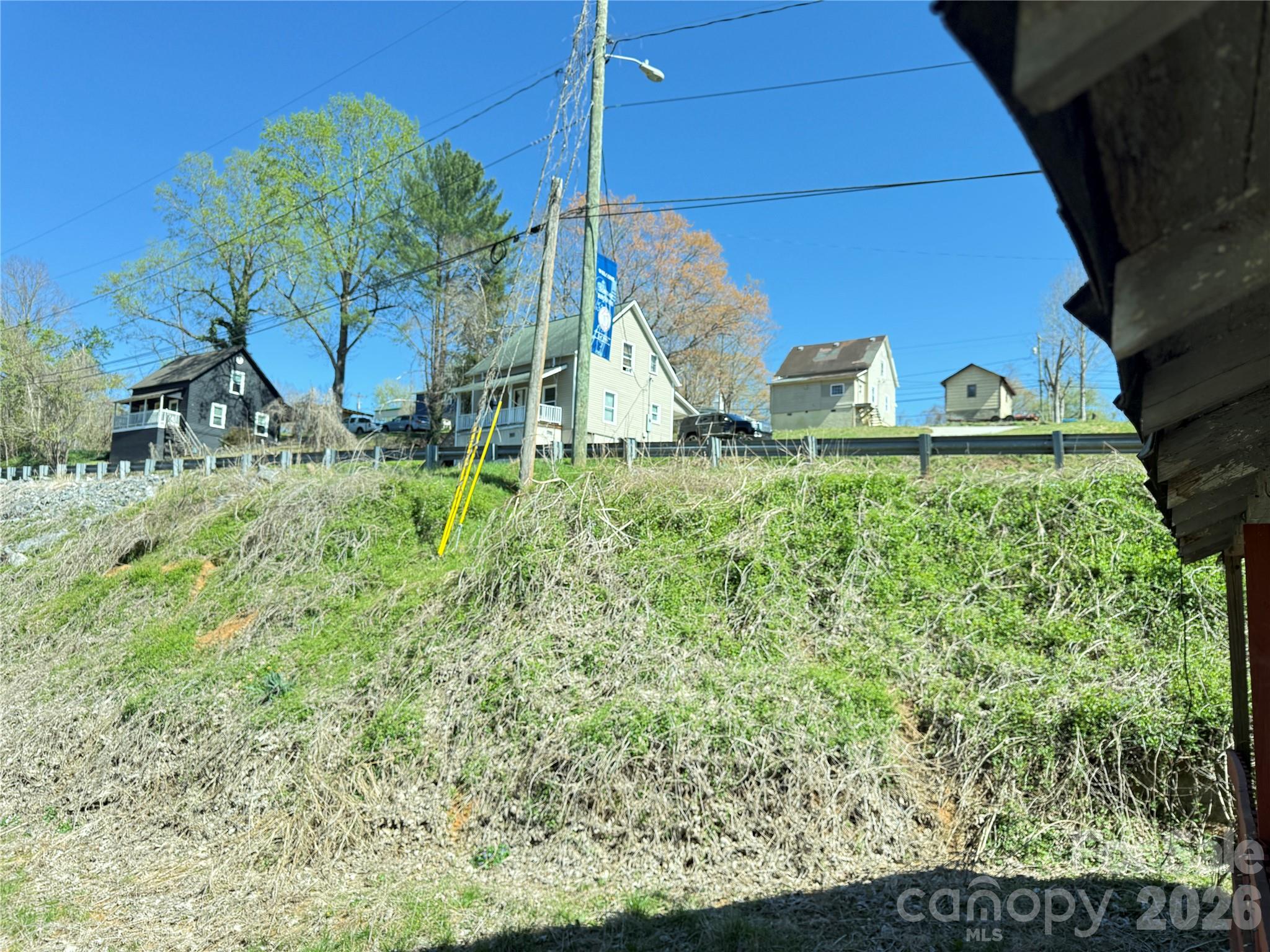 100 Hickory Street Property Photo 24
