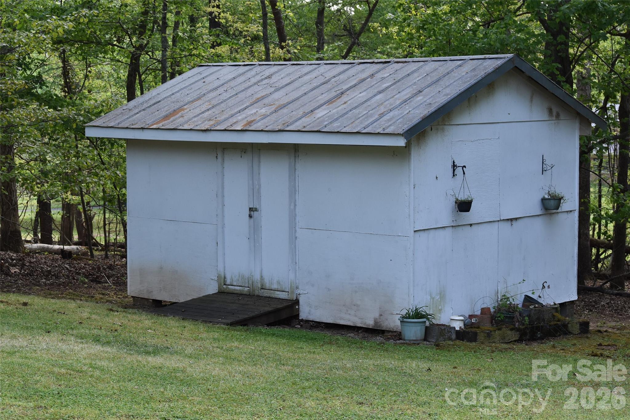 217 Redwood Lane Property Photo 13