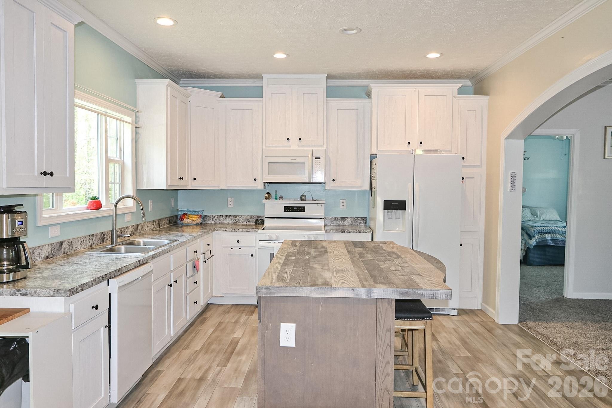 2311 S Lafayette Street Property Photo 9