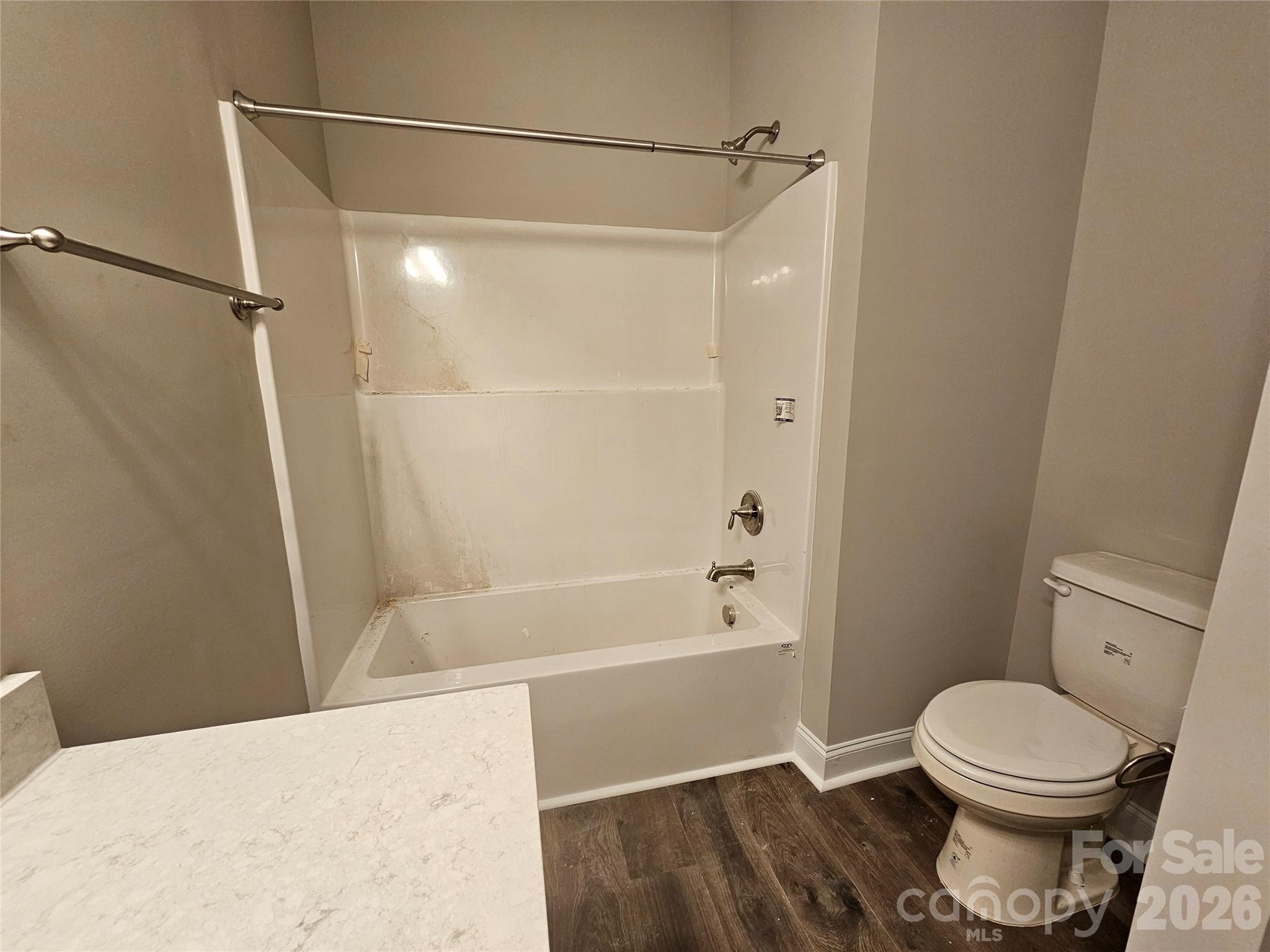 2566 Heather Lane Property Photo 10