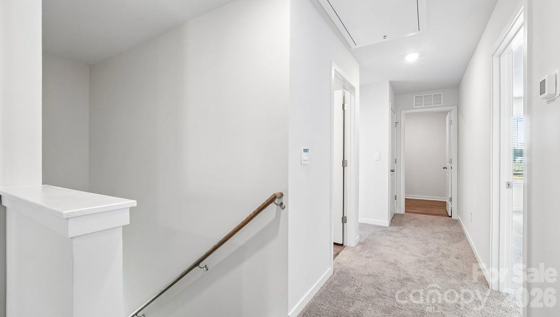 602 Dazzle Loop Property Photo 16